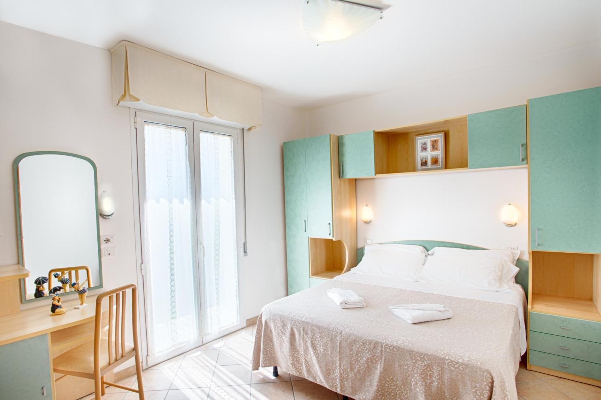 Villa Zavatta "B&B - Rooms & Apartments" Bellaria-Igea Marina Exterior photo