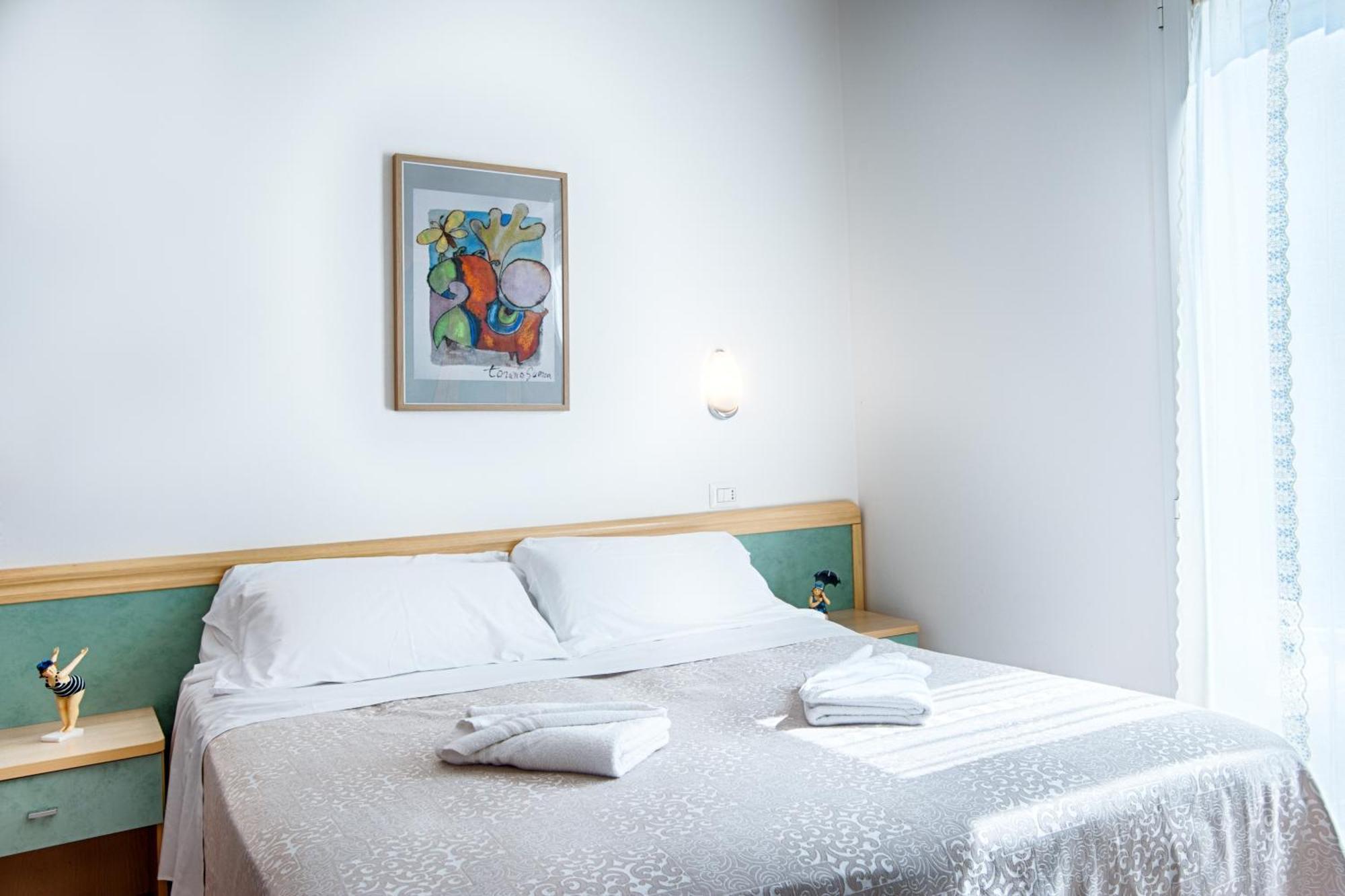 Villa Zavatta "B&B - Rooms & Apartments" Bellaria-Igea Marina Exterior photo